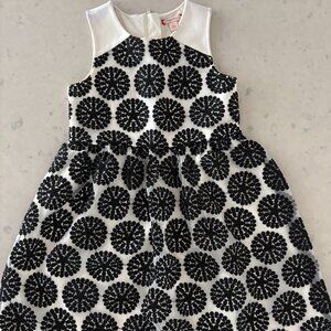 Girl's dress